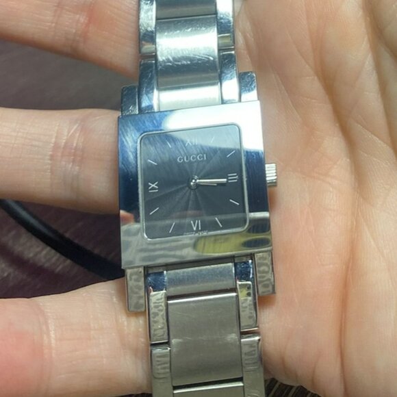 ⌚ Gucci 7900L Chunky Modernist Stainless Steel Link Womens Wrist Watch ⌚ - Picture 13 of 15